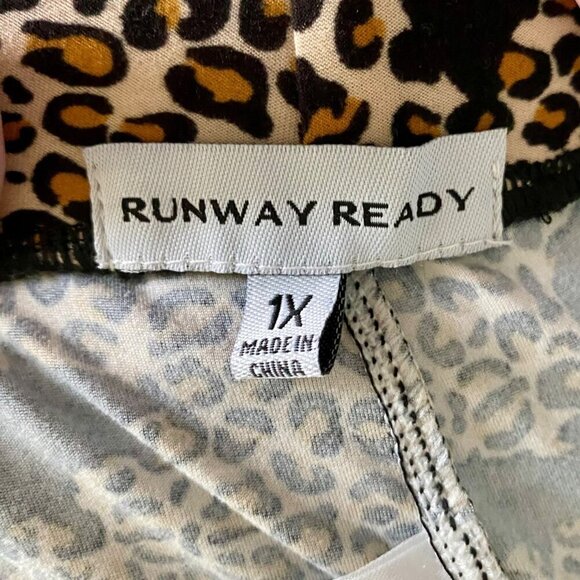 Runway Ready Animal Print Women's Leggings Women's Size 1X NEW - Picture 6 of 8